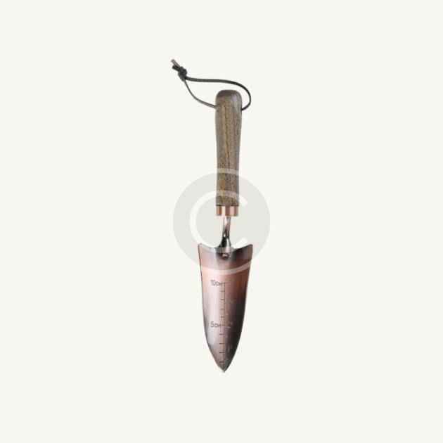 Garden trowel